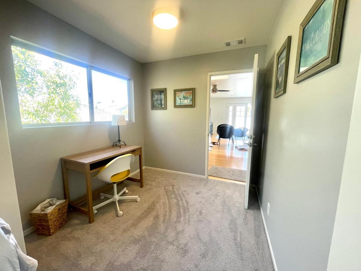 Lovely Beach Home - 2 Min Walk To The Beach - Game Room - Channel Islands! Oxnard Eksteriør billede